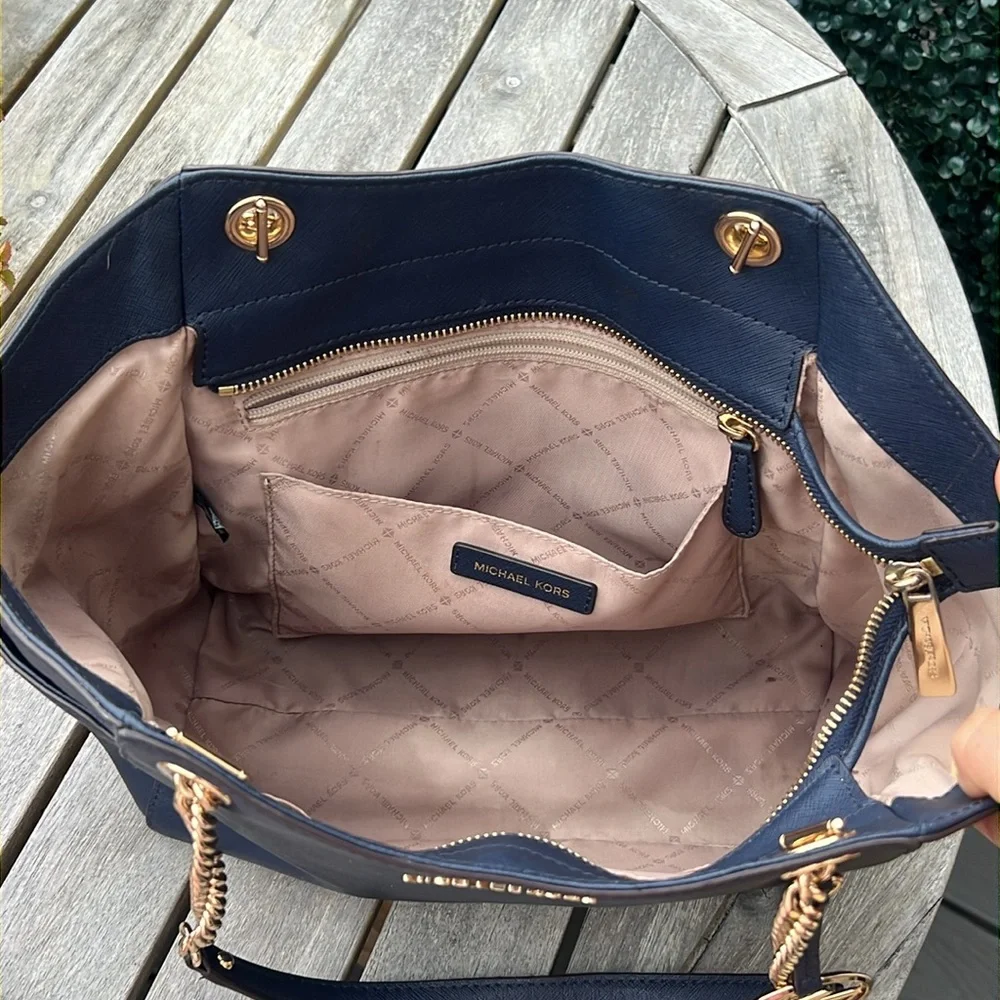 Michael Kors Jet Set Travel Large Chain Shoulder Tote Navy Blue Leather - Picture 7 of 9